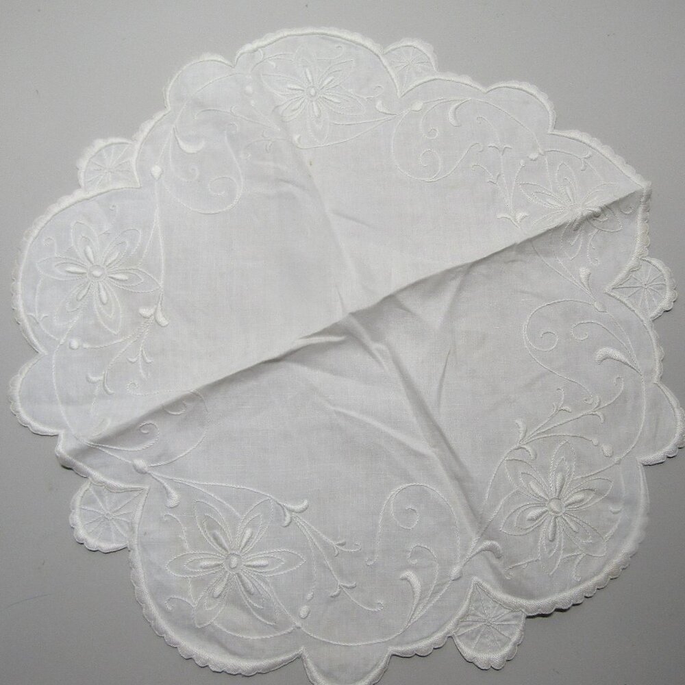 vintage white on white embroidered white round doily 15 inches EUC
